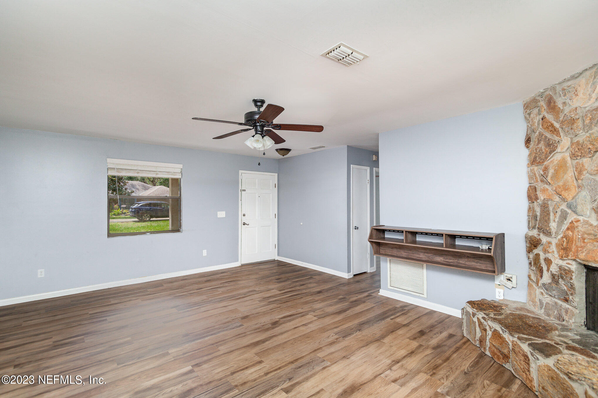 2045 Derringer Road Jacksonville, FL 32225 - Photo 5 of 24 005_img_4468-edit