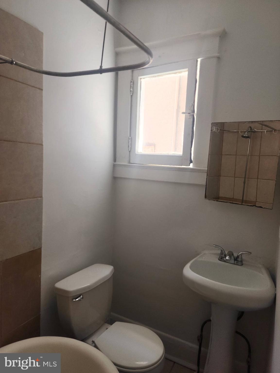 2309 North Rosedale Street Baltimore, MD 21216 - Photo 6 of 34