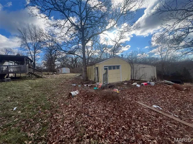 $49,900 | 26006 Sarong Drive, Unit 16, Edwards, MO 65326