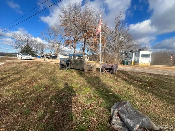 $44,900 | 26006 Sarong Drive, Unit 16, Edwards, MO 65326