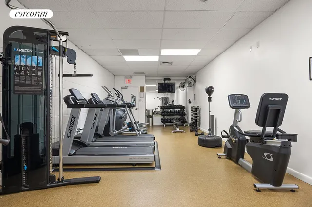 $1,350,000 | 135 West 70th Street, Unit 1D | Upper West Side