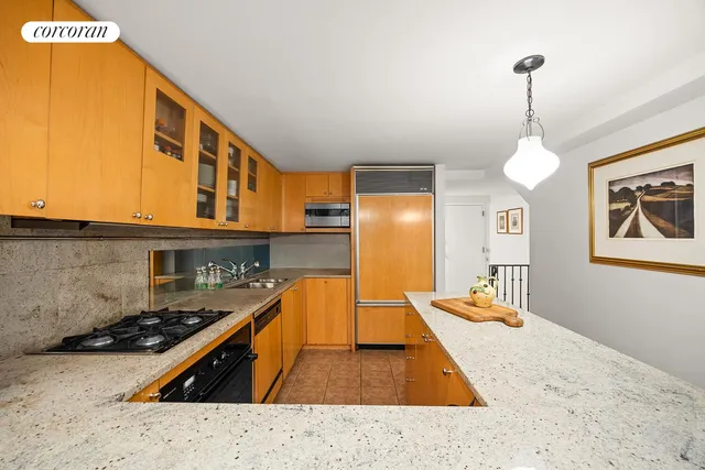 $1,350,000 | 135 West 70th Street, Unit 1D | Upper West Side