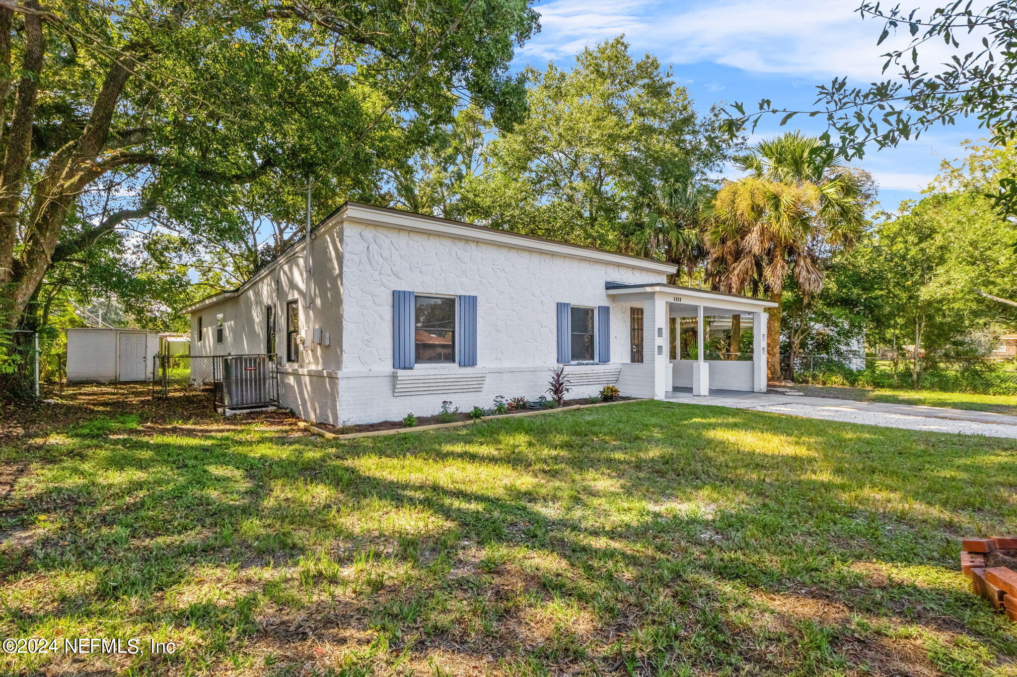 5830 Geranium Road Jacksonville, FL 32209 - Photo 3 of 23 3-web-or-mls-IMG_6399