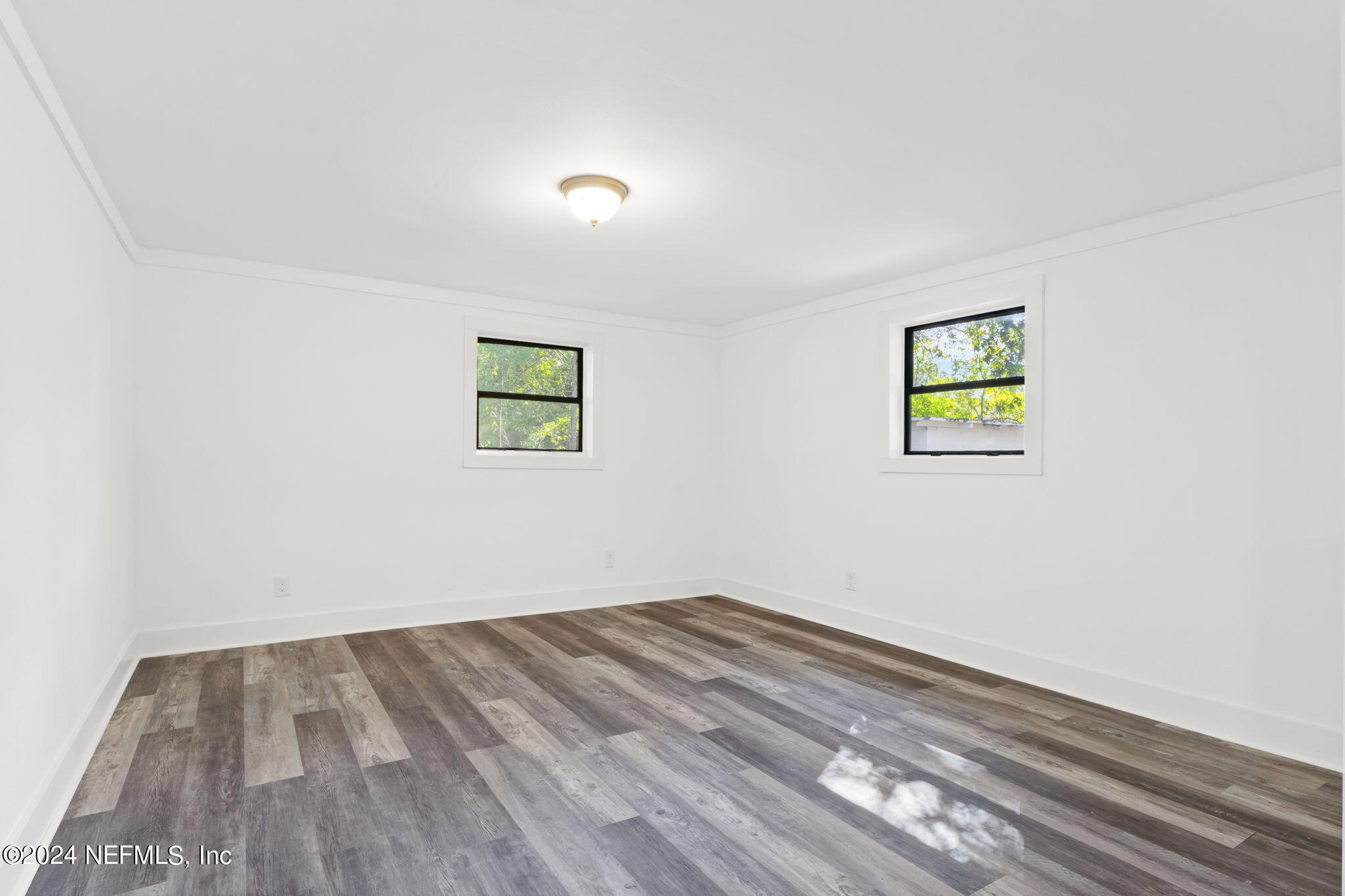 5830 Geranium Road Jacksonville, FL 32209 - Photo 7 of 23 10-web-or-mls-IMG_6502