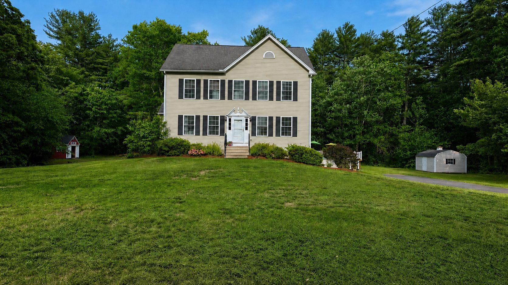 54 Chase Road Londonderry, NH 03053 - Photo 1 of 33