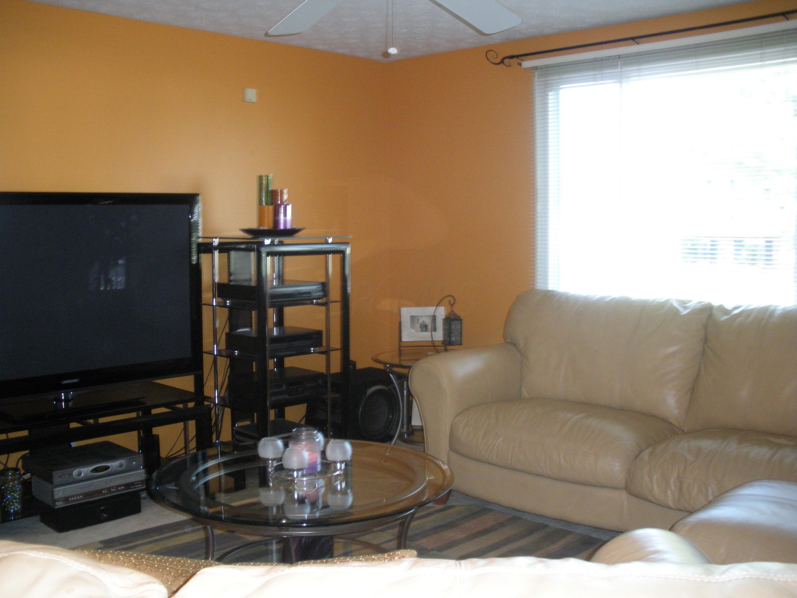 3341 Fontaine Road Columbus, OH 43232 - Photo 3 of 14 Gallery Image 3