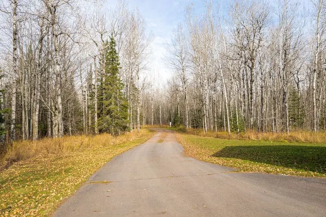 $789,000 | 6048 Lakewood Road, Duluth, MN 55804