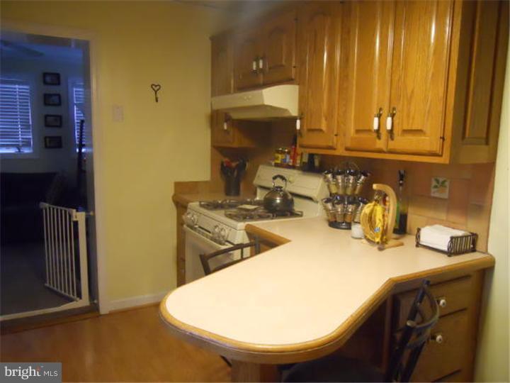 357 Yarnall Drive Springfield, PA 19064 - Photo 7 of 18 Kitchen