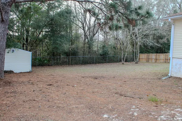 $1,600 | 305 Ashley Drive, Crestview, FL 32536