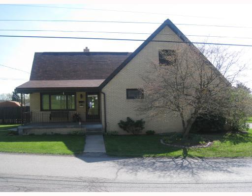 126 Maple Street Rochester, PA 15074 - Photo 1 of 11 Exterior Front.