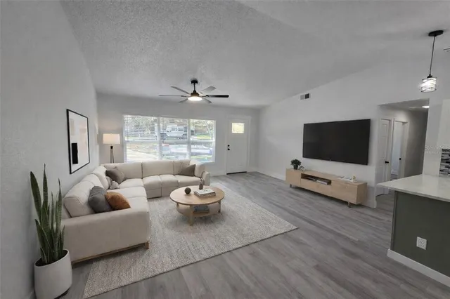 $289,900 | 34071 Madison Avenue, Dade City, FL 33523