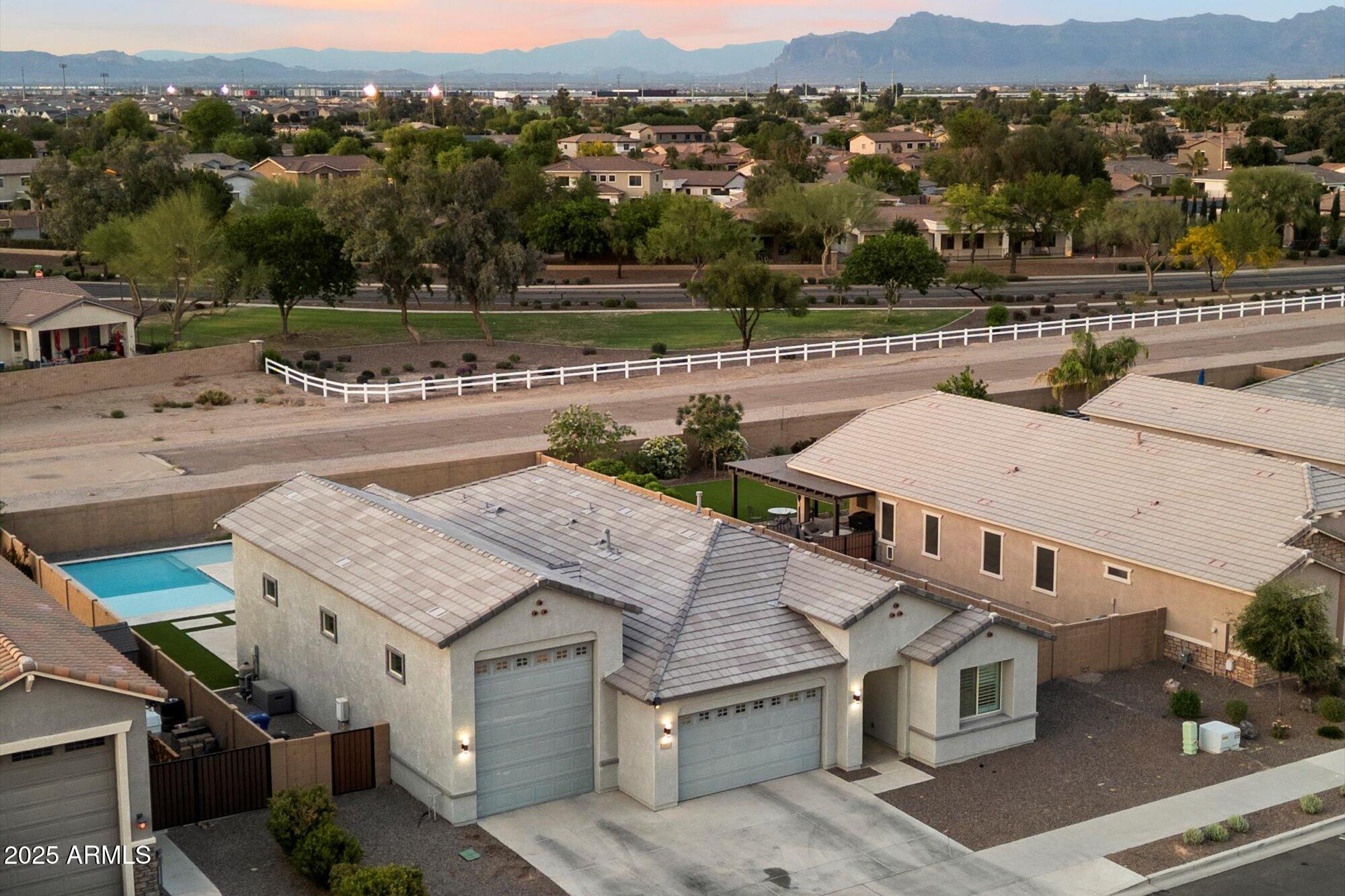 20954 East Camacho Road Queen Creek, AZ 85142 - Photo 2 of 35 01-NEW