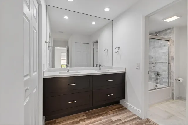 $285,000 | 8536 Casa Del Lago, Unit 49B, Boca Raton, FL 33433