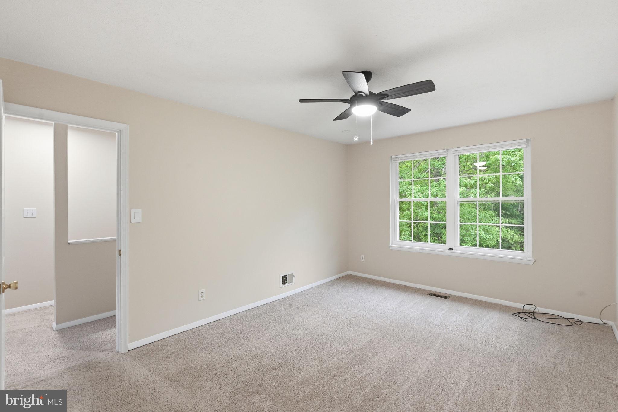 518 Maple Way Lusby, MD 20657 - Photo 11 of 24