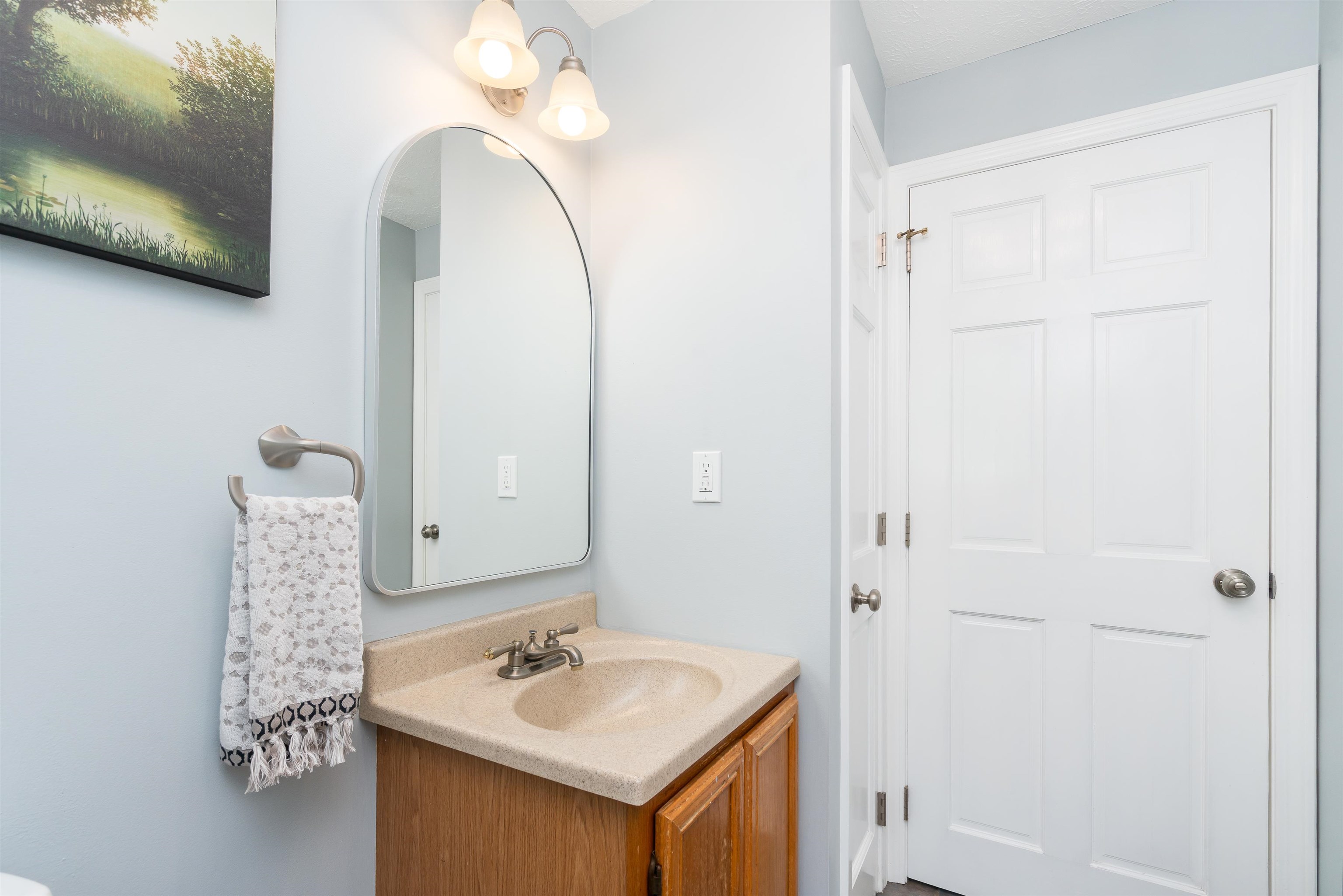 9 Evergreen Circle Litchfield, NH 03052 - Photo 9 of 36