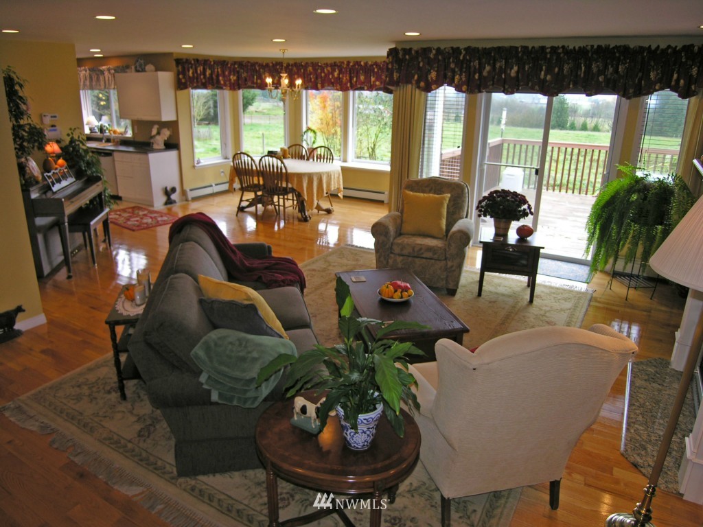 9662 Axlund Road Lynden, WA 98264 - Photo 4 of 25