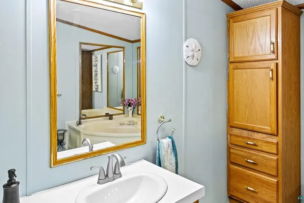 $185,000 | 42 South Elder Drive, Duluth, MN 55810