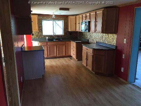 441 Oldaker Road Leon, WV 25123 - Photo 2 of 11 Gallery Image 2