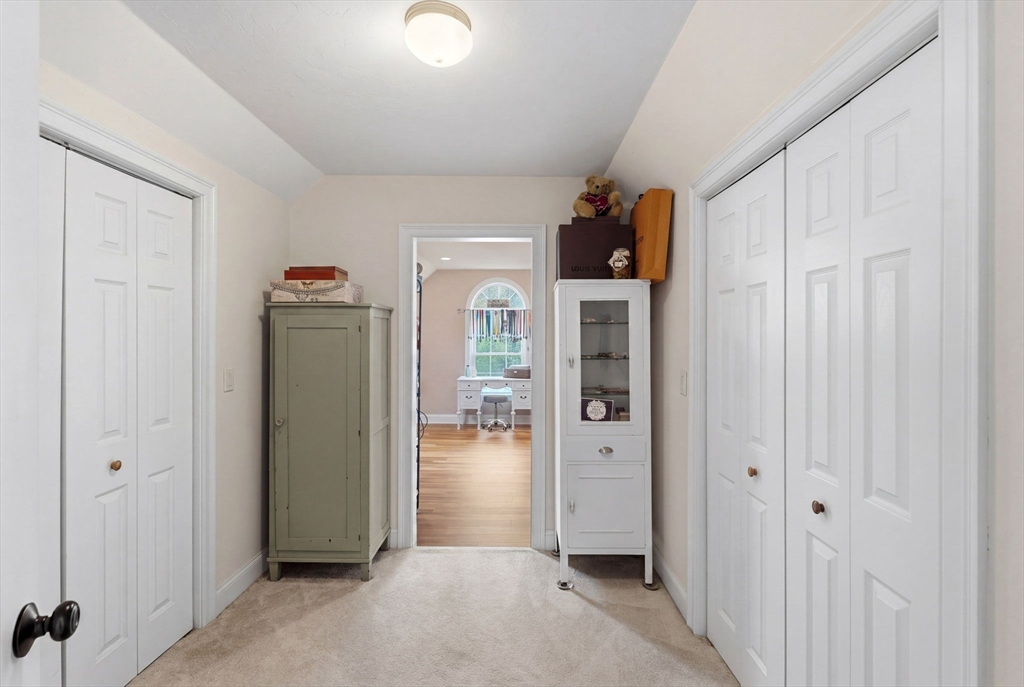 76 Old Farm Road Douglas, MA 01516 - Photo 17 of 35