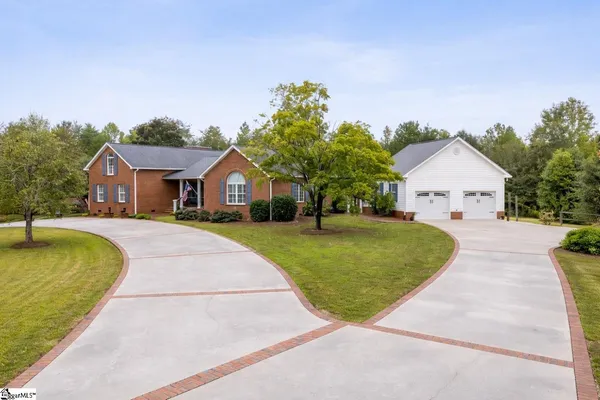 $1,749,000 | 125 Stonewall Drive, Westminster, SC 29693