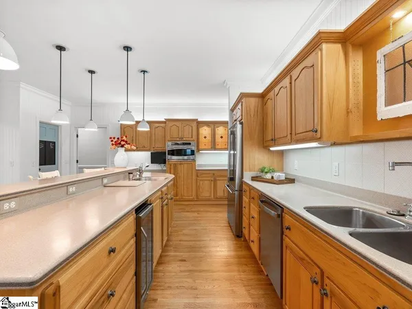 $1,749,000 | 125 Stonewall Drive, Westminster, SC 29693