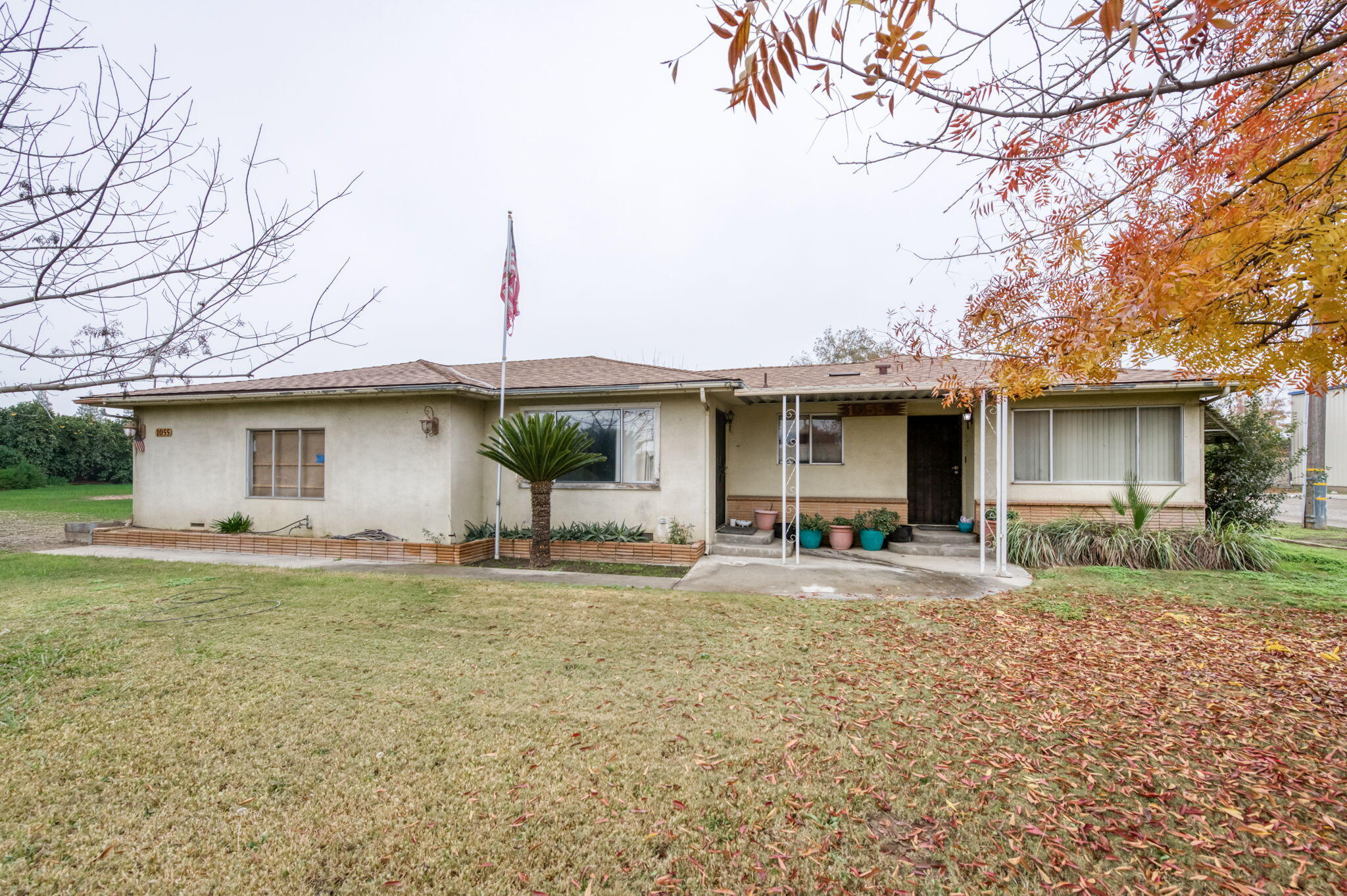 1055 East Dinuba Avenue Reedley, CA 93654 - Photo 9 of 58