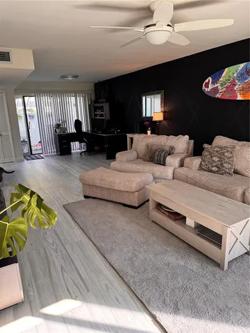 $2,500 | 1 Windrush Boulevard, Unit 103, Indian Rocks Beach, FL 33785