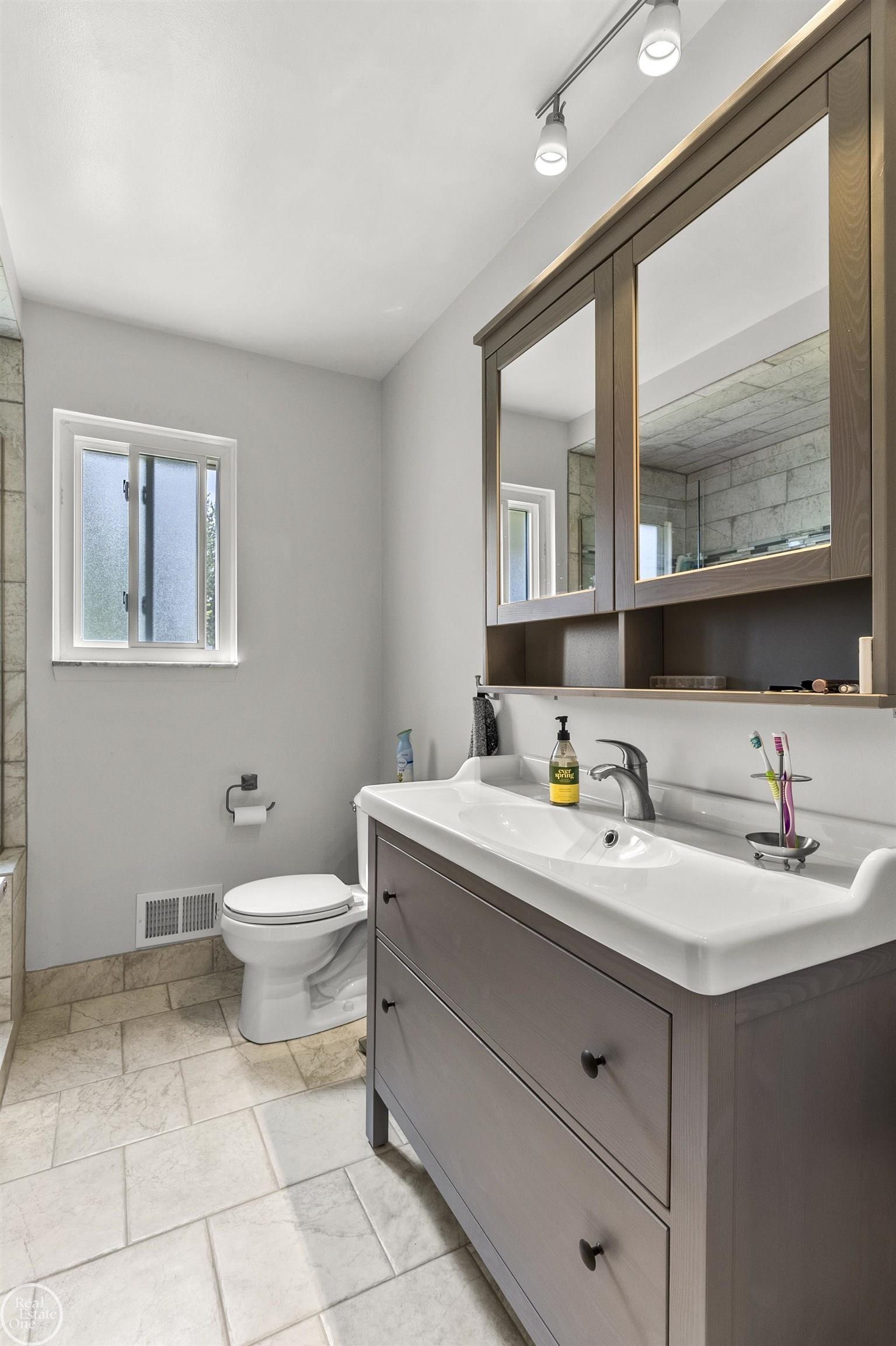 51180 South Foster Road, Unit 21 Chesterfield, MI 48047 - Photo 21 of 46