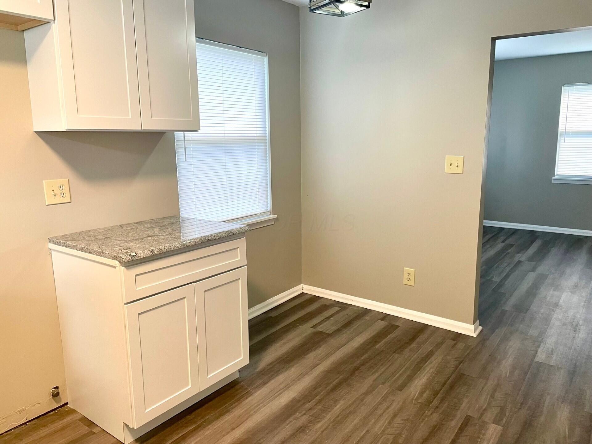 2856 Eastminster Road Columbus, OH 43209 - Photo 7 of 14