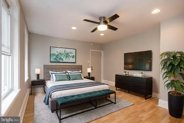 $995 | 1202 North 7th Street, Unit 2R, Philadelphia, PA 19122