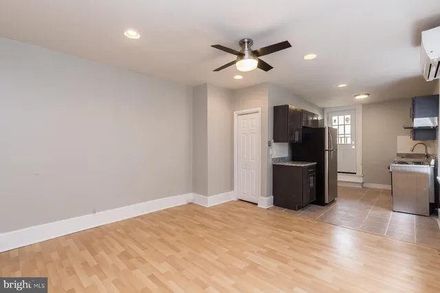 $995 | 1202 North 7th Street, Unit 2R, Philadelphia, PA 19122
