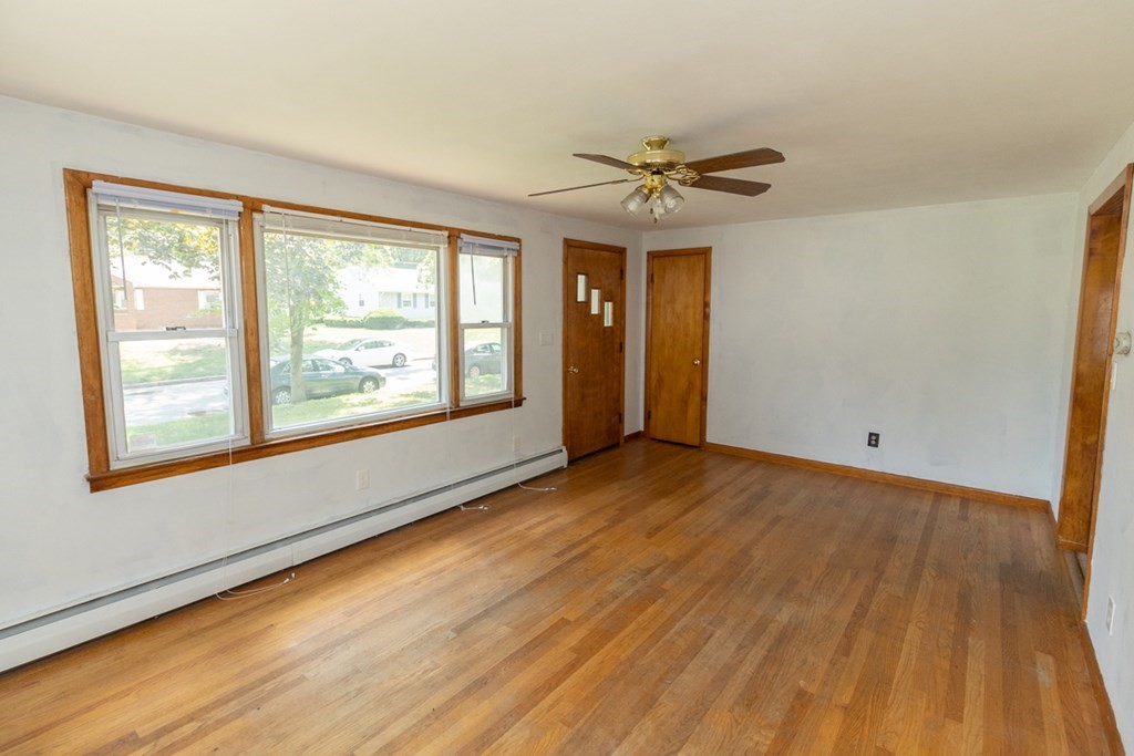 170 Mildred Avenue Springfield, MA 01104 - Photo 7 of 30 Gallery Image 7