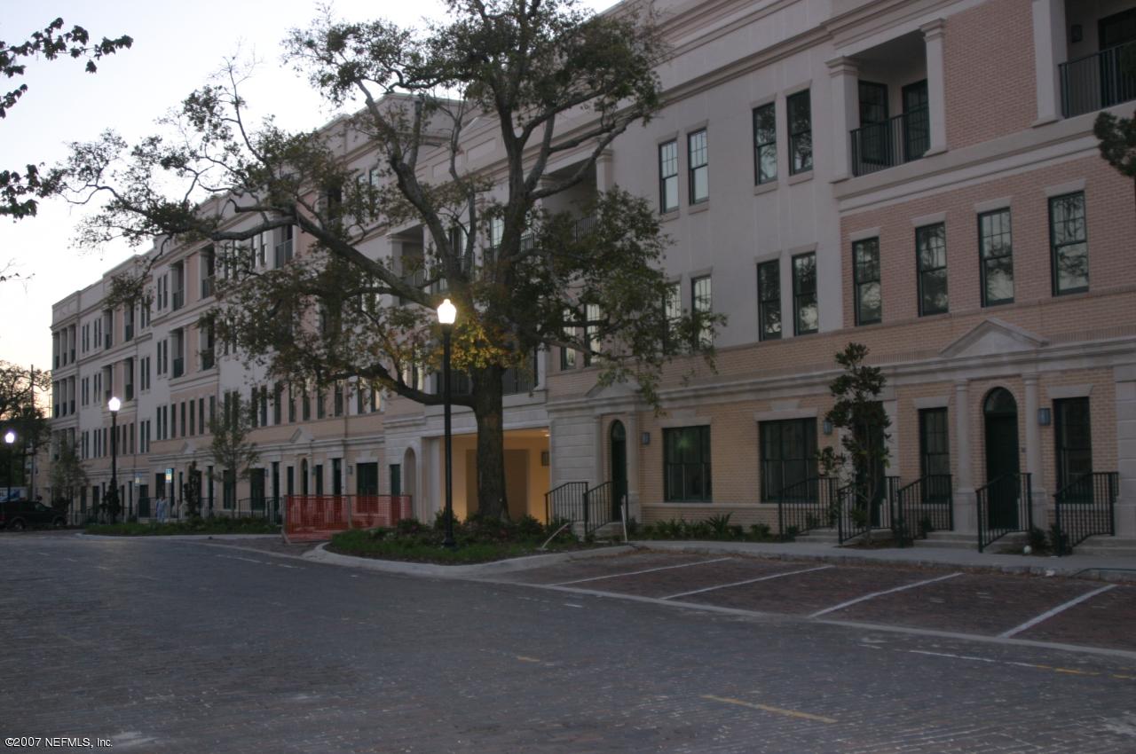 1661 Riverside Avenue, Unit 410 Jacksonville, FL 32204 - Photo 17 of 19 a view of a building with a street