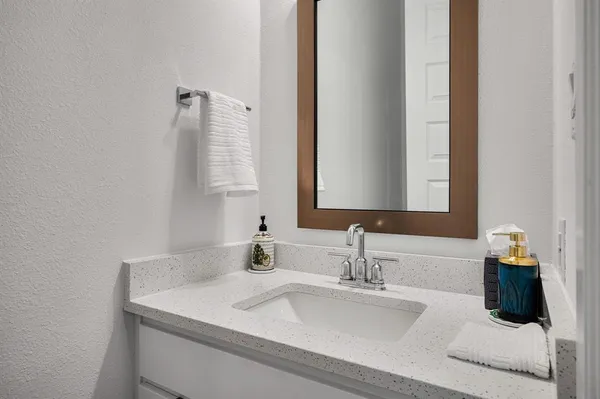 $3,900 | 802 Resort Drive, Rowlett, TX 75088