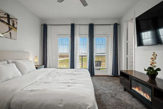 $4,500 | 802 Resort Drive, Rowlett, TX 75088