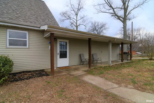 $419,900 | 1544 East Degonia Road, Boonville, IN 47601