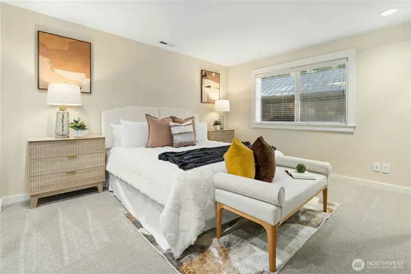 $330,000 | 9515 Northeast 180th Street, Unit C101, Bothell, WA 98011