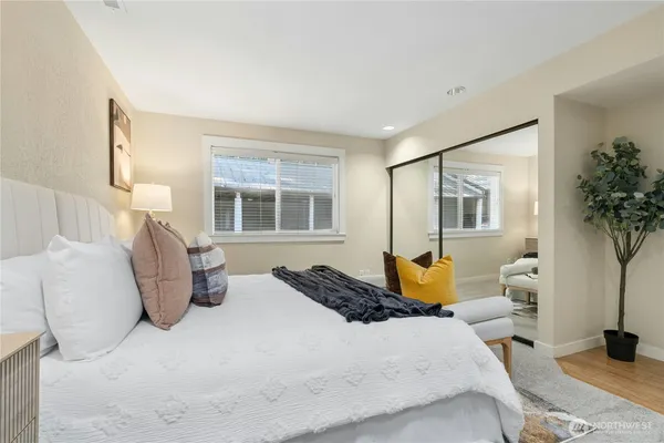 $330,000 | 9515 Northeast 180th Street, Unit C101, Bothell, WA 98011