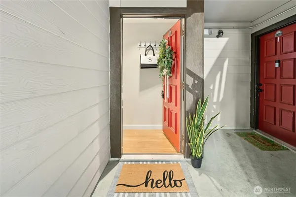 $330,000 | 9515 Northeast 180th Street, Unit C101, Bothell, WA 98011