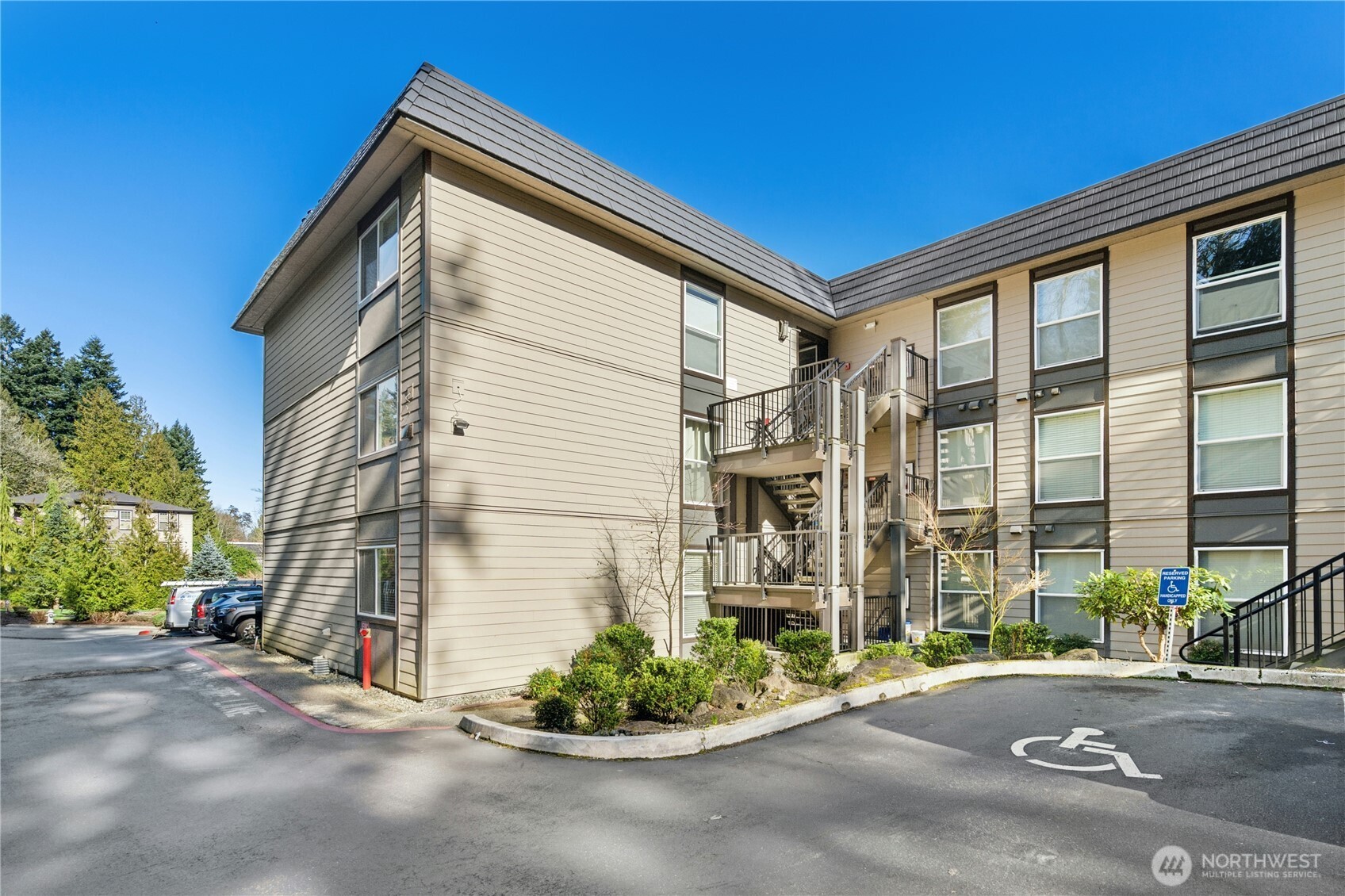 9515 Northeast 180th Street, Unit C101 Bothell, WA 98011 - Photo 24 of 25