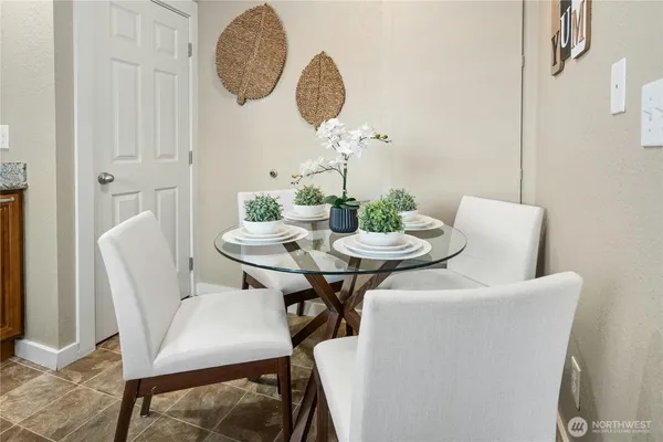 $330,000 | 9515 Northeast 180th Street, Unit C101, Bothell, WA 98011