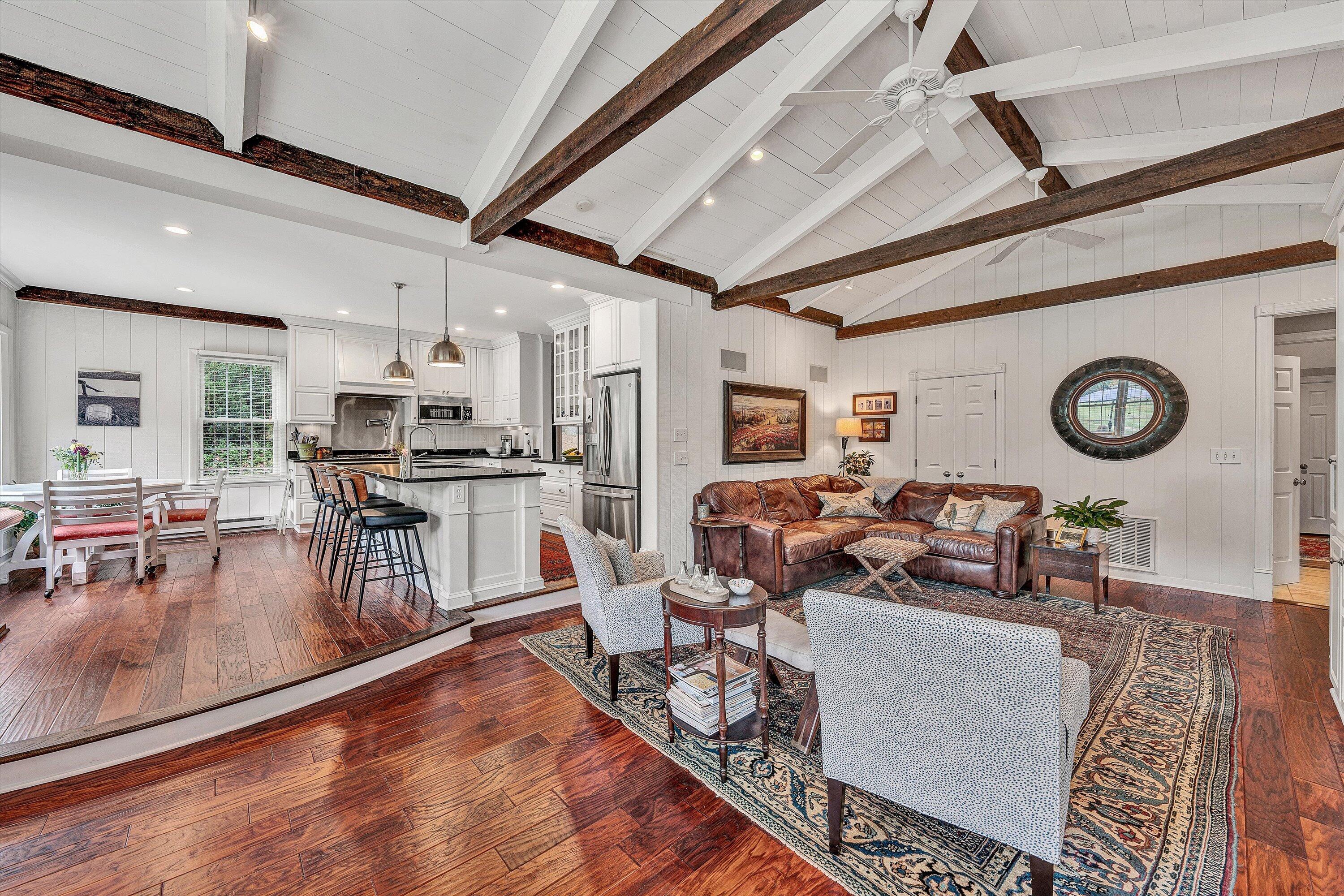 400 Walnut Road Salem, VA 24153 - Photo 8 of 89 14-DSC00004