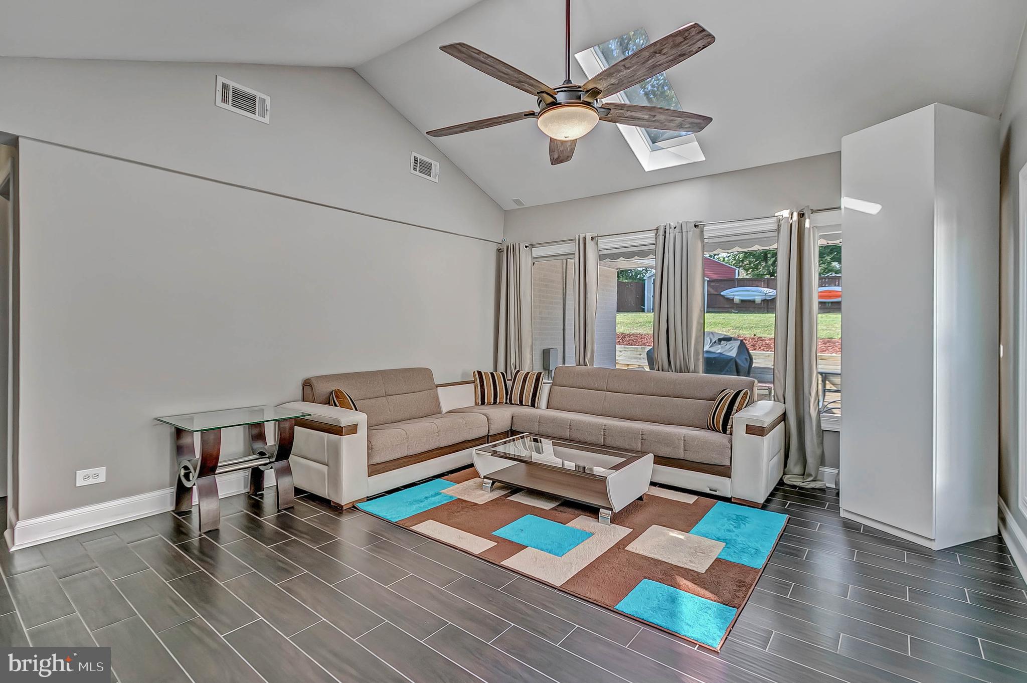 7207 Giles Place Springfield, VA 22150 - Photo 14 of 55