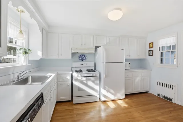 $1,399,000 | 2 Canterbury Road, Winchester, MA 01890