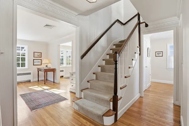 $1,399,000 | 2 Canterbury Road, Winchester, MA 01890