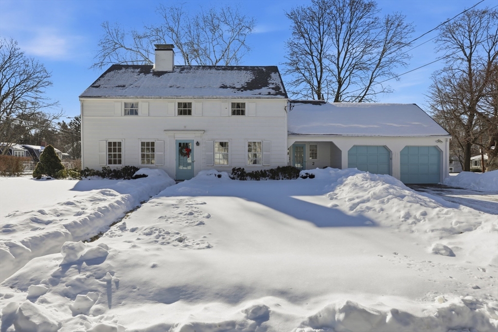 2 Canterbury Road Winchester, MA 01890 - Photo 2 of 33