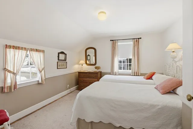 $1,399,000 | 2 Canterbury Road, Winchester, MA 01890