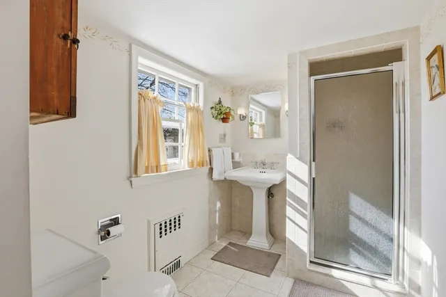 $1,399,000 | 2 Canterbury Road, Winchester, MA 01890