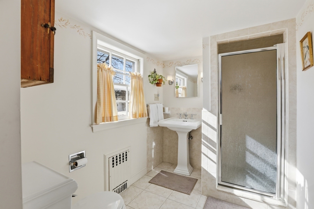 2 Canterbury Road Winchester, MA 01890 - Photo 29 of 33