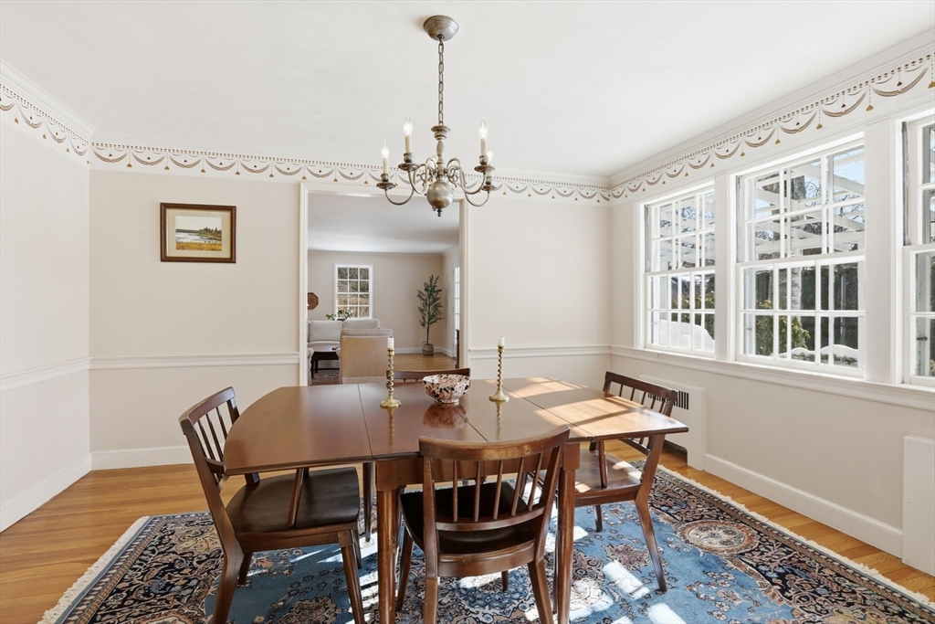 2 Canterbury Road Winchester, MA 01890 - Photo 9 of 33